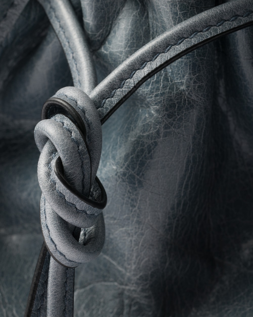 Prada Bonnie Large Leather Handbag - Image 5